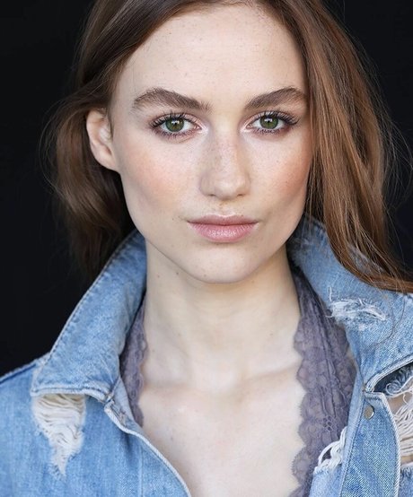 Madison Lintz perfekte top fotos
