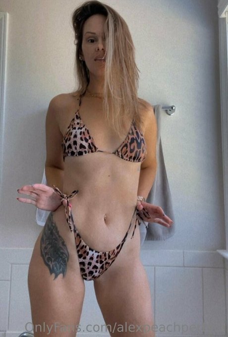 alexpeachperfect xxx freie foto