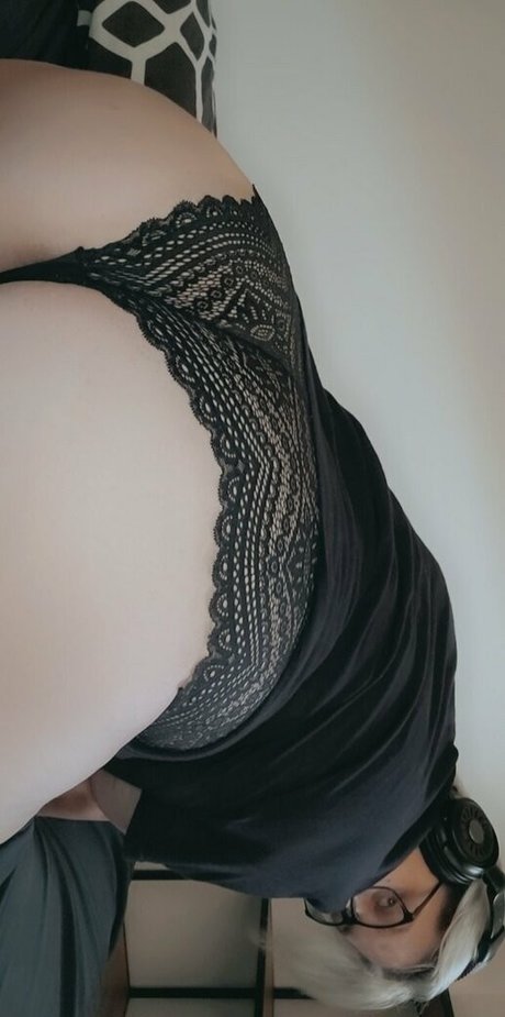 japanische schulmädchen-onlyfans erwachsene kunst bild