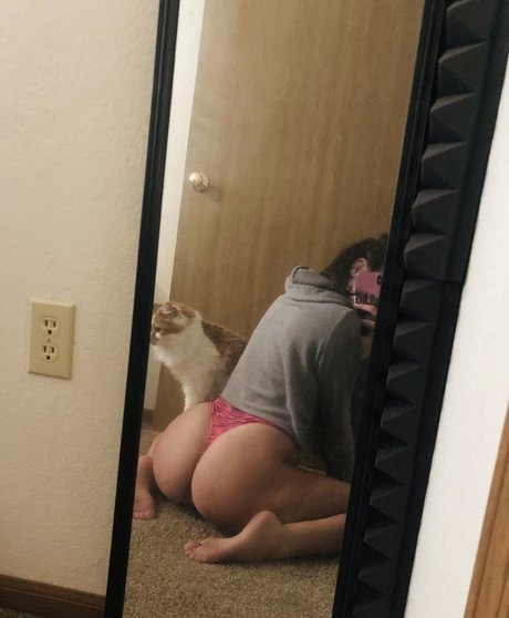 SaudiJae model porno fotos