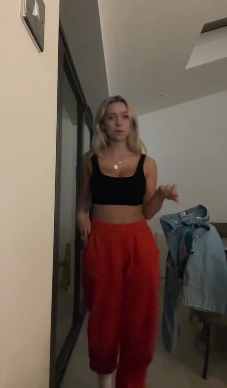 Isabella B perfekte nackte bilder