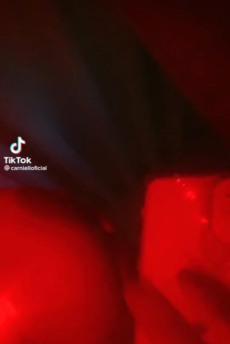 Maria Eduarda Carniello erotische kostenlose foto