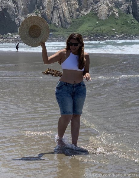 teen brille onlyfans schöne top bild