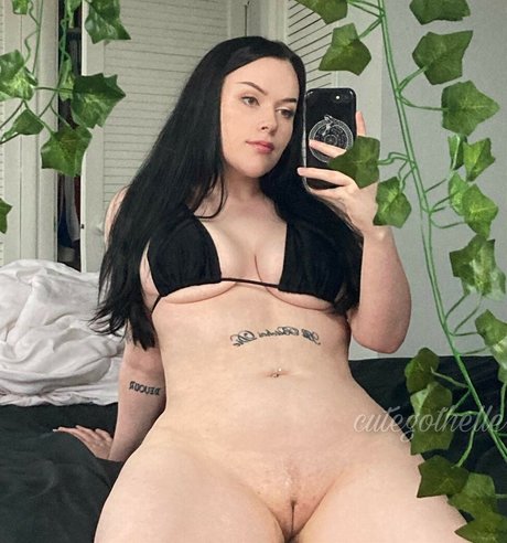 cutegothelle freie sexy bilder