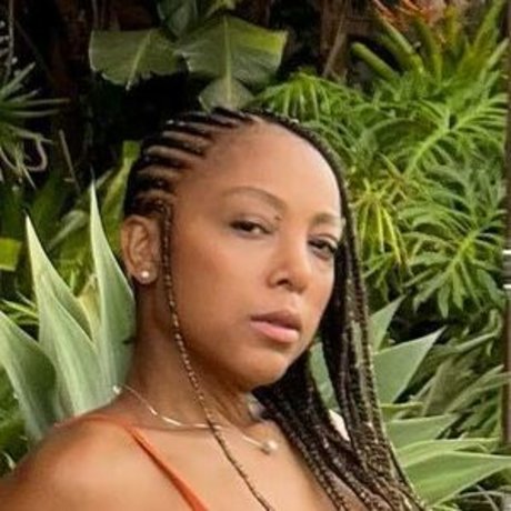 Negra Li exklusive nackte archiv