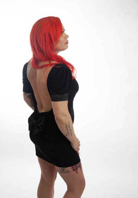 loving queent schauspielerin akt foto