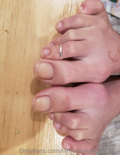 lilmisslongtoes7410 hd nackt bilder