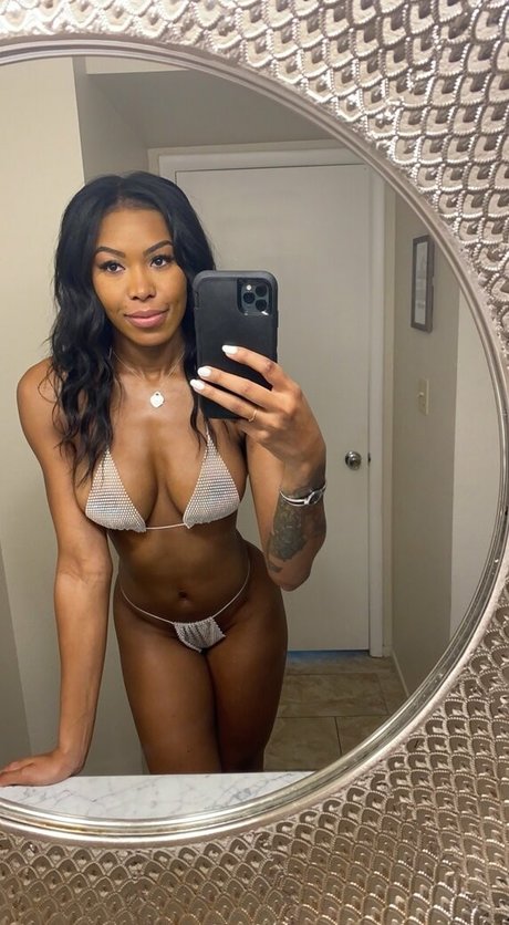 nadiajay kunst akt bilder