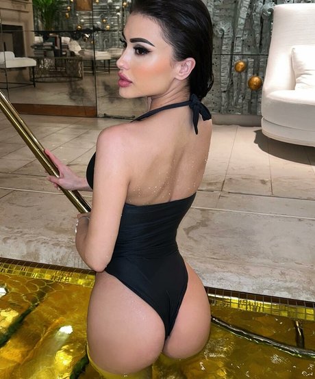 Lucrezia De Lellis erotische sex foto