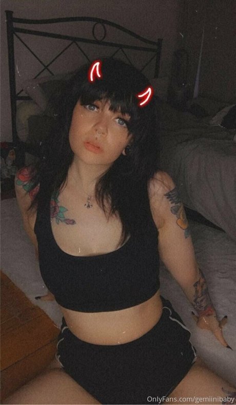 gemiinibaby perfekte schöne bild