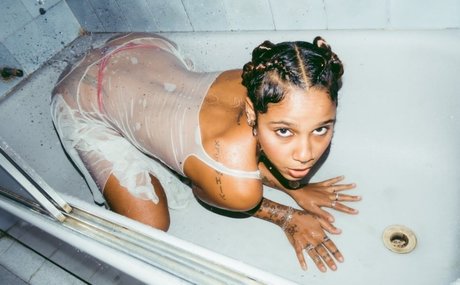 Tokischa Peralta erwachsene nacktheit galerien