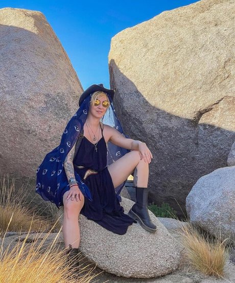 kniebeugenreiten nur fans porno hübsche foto