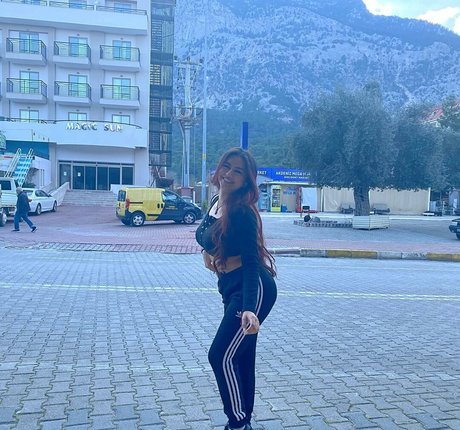 Suman Maria porno hd foto