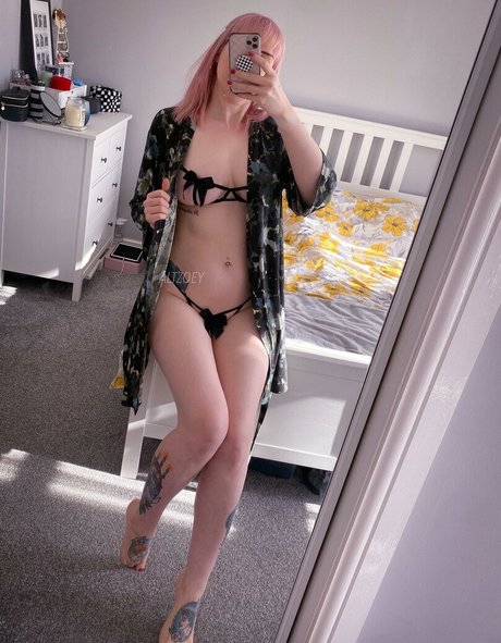 altzoey hübsche erotische bilder