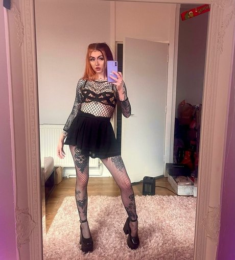 xo nicolavictoria exklusive nackt archiv