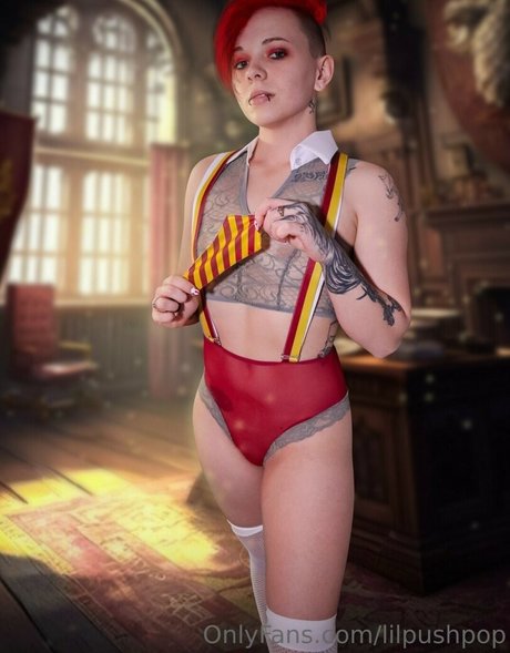 Lilpushpop pornografische pornostar bild