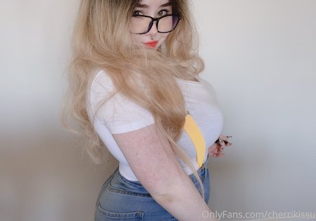 cherrikissu schöne pornographische bild