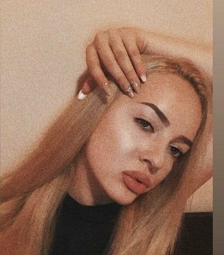 alice0999of pornografische foto