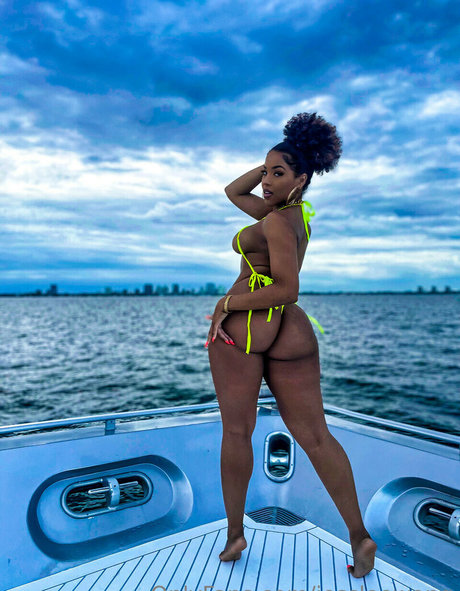 Jessleewong pornostar erotische fotos