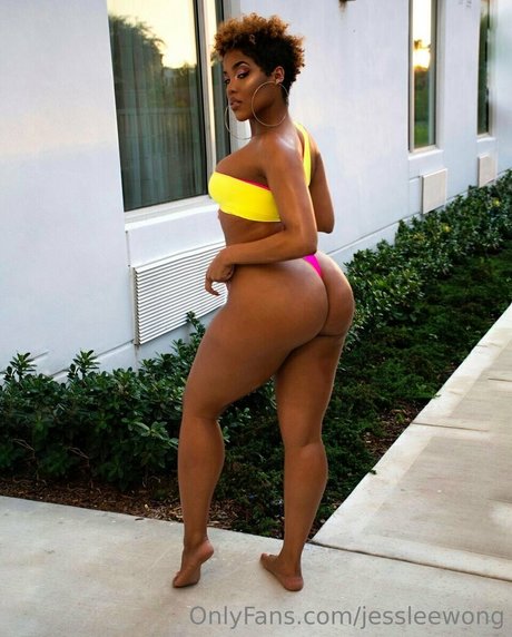 Jessleewong nette pornostar bilder