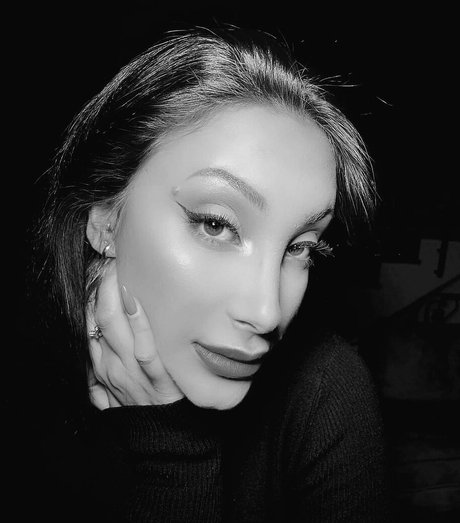 vollbusige milf onlyfans erwachsene schöne galerien