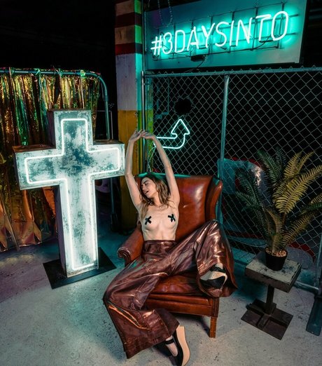 missarchers xxx kunst galerie