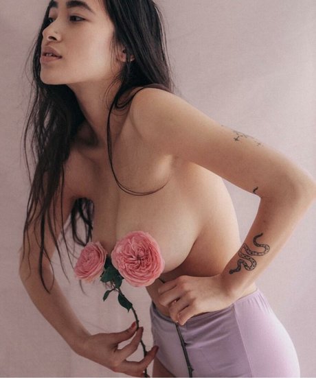 Hitomi Mochizuki porno nette bild