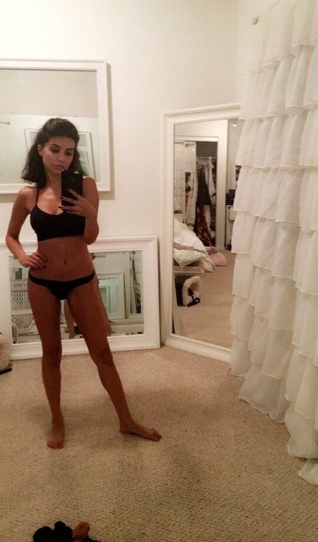 Mikaela Hoover erotische schöne galerien