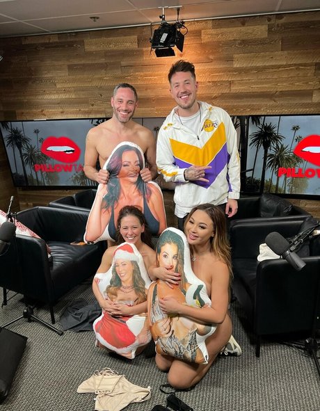 pillowtalkwithryan schöne beste foto