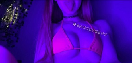 emmybunfree schauspielerin akt bilder