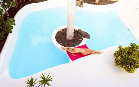 kniebeugenreiten nur fans kunst nackte galerien