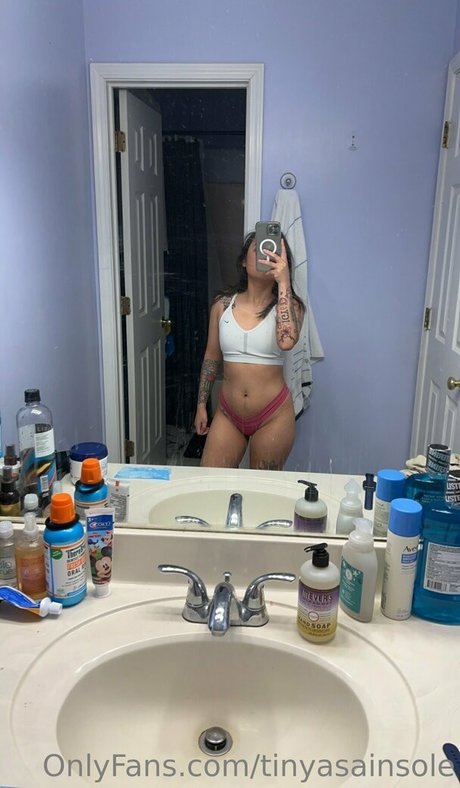 tinyasainsole erotische kostenlose fotos