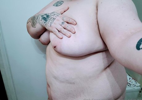 yourtinyaddiction pornostar erwachsene bilder