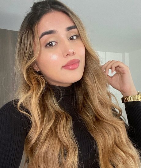 Sofia Ocampo hd akt galerie