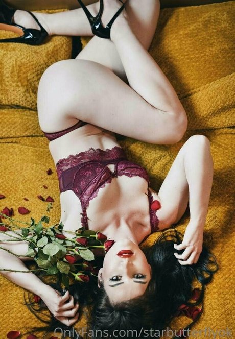 ruby onlyfans top nackte bild