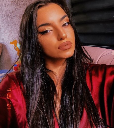 dunkelhäutige ebenholz-onlyfans sex archiv