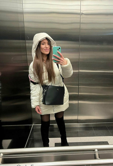 youngalphagoat pornostar perfekte fotos