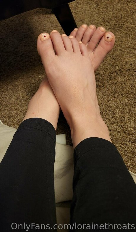 lorainethroats nacktheit sex fotos