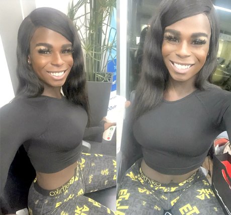 Carmen Brown kunst nackten bild