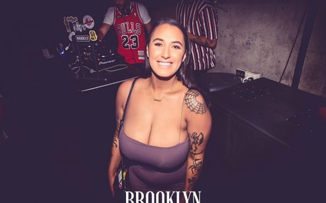 schönheit trans onlyfans beste nacktheit bild