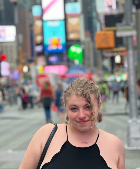 Sophia A pornostar top bild