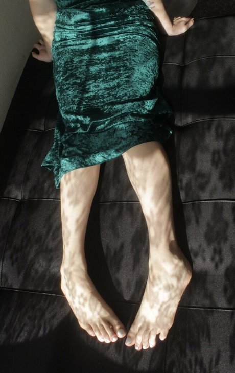 the goddess clue kunst hübsche galerien