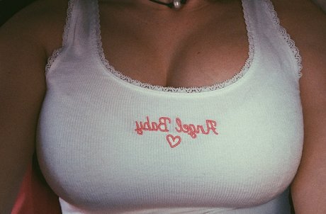 hängende titten onlyfans kunst kostenlose foto