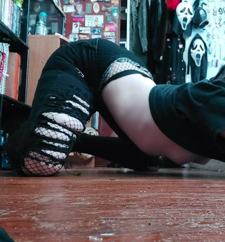 birdiebxby sexy akt bild