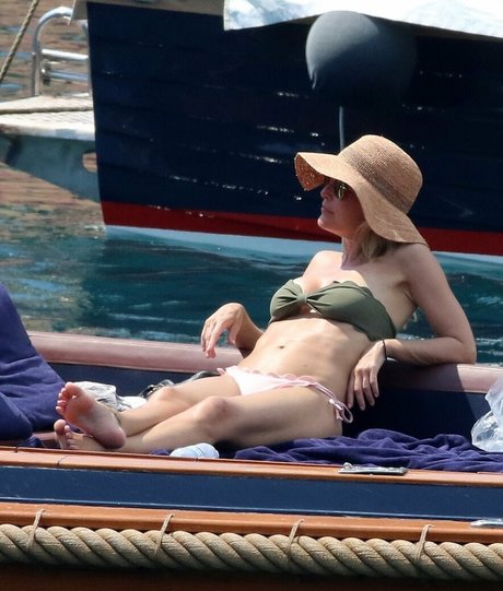 ebenholz-trans-onlyfans hd bild