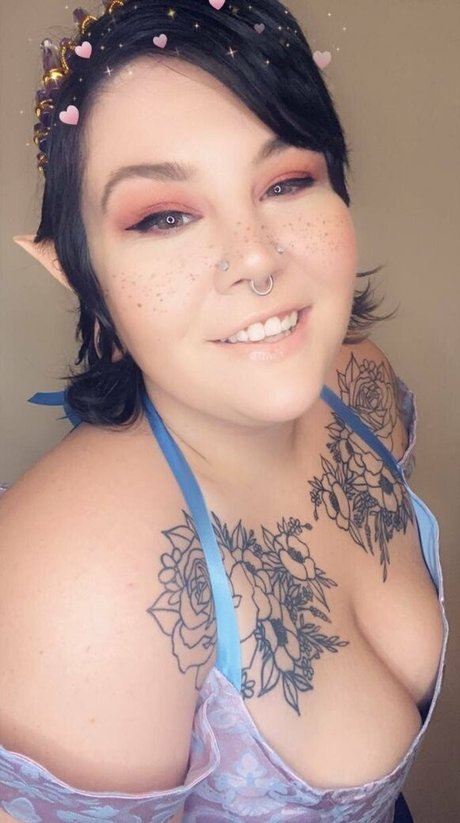 realmollysplace kunst akt archiv