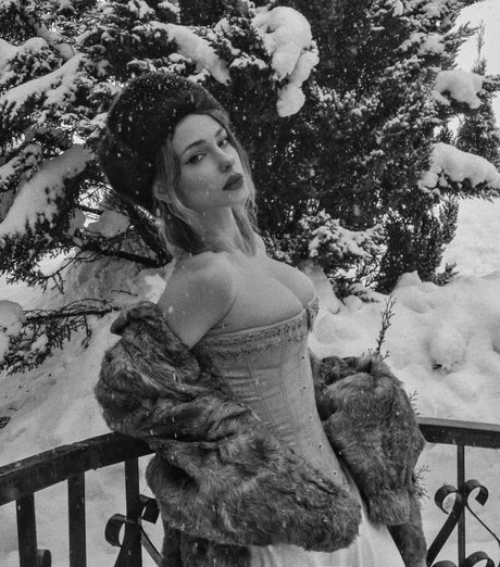 Kit Lilith nacktheit foto