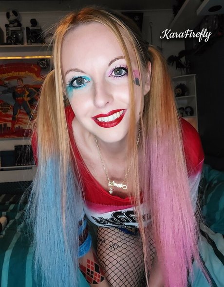 KaraFirefly perfekte nette galerie