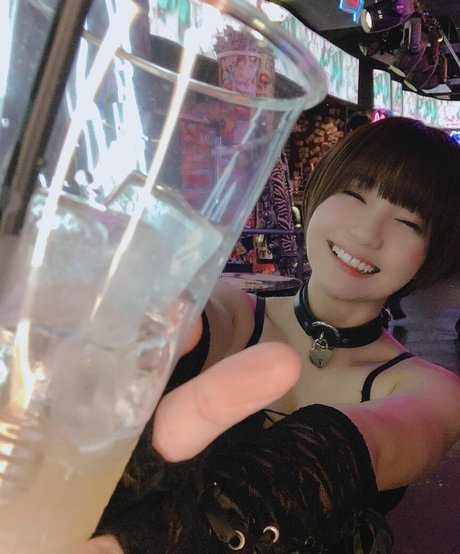 vollbusige ebenholz-onlyfans kunst freie archiv