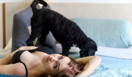 Eliza Taylor hübsche perfekte bild